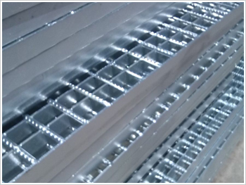 熱鍍鋅格柵板型號、泰江格柵板生產廠家、河北熱鍍鋅格柵板廠